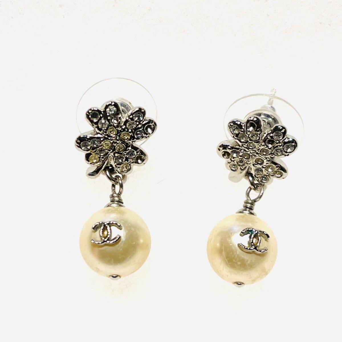 ヤフオク! -「クローバーピアス」(シャネル) (ブランドアクセサリー)の ヤフオク! -「クローバーピアス」(シャネル) (ブランドアクセサリー)の
