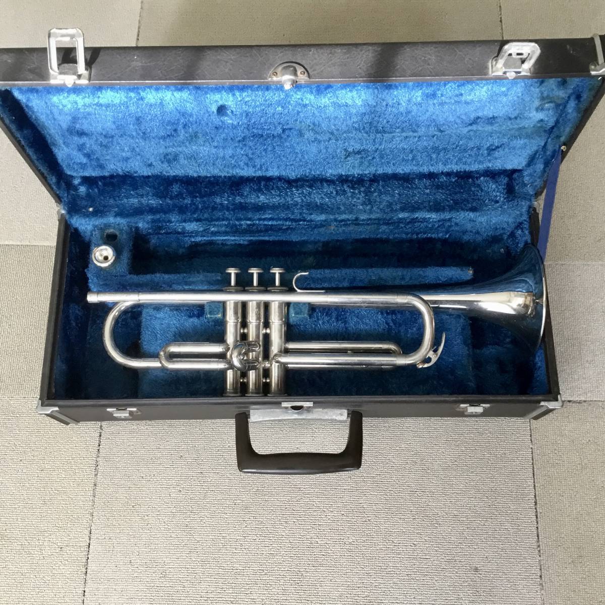YAMAHA/スタンダードトランペット YTR-3335S YTR3335S 銀メッキ仕上げ