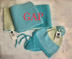 Gap★カラフルなマフラー・ニット帽セット　新品