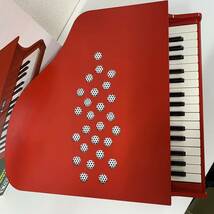 (M4 On)KAWAI MINI PIANO カワイ ミニピアノ 箱付き P-32 32鍵 赤 _画像3