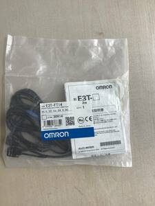 ☆新品未使用☆　OMRON/オムロン　【　E3T-FT14　2M　】 光電センサ