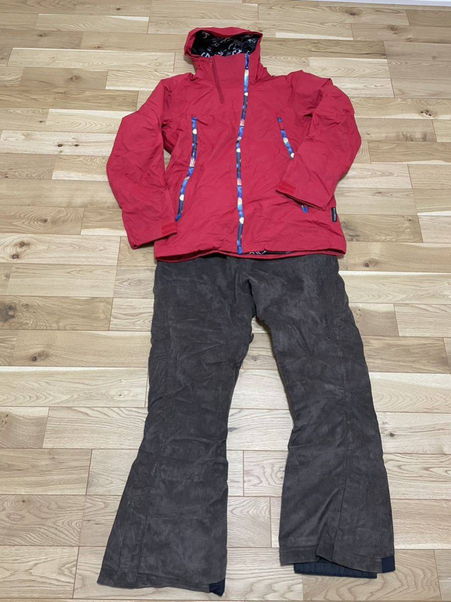 ☆美品3回着用のみ☆BILLABONG ビラボン☆スノーボードウェア上下