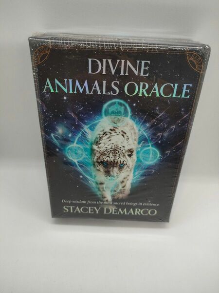 【未開封海外製正規品】DIVINE ANIMAL ORACLE