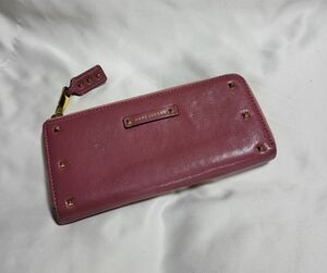 ◆MARC BY MARCJACOBS◆スタッズ付き ラウンドファスナー長財布 ピンク
