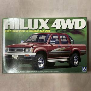 新品未組立 ☆ HILUX 4WD ☆ LN107 ハイラックス　ピックアップ　ダブルキャブ　1/24ザ・ベストカー82 アオシマ　AOSHIMA プラモデル