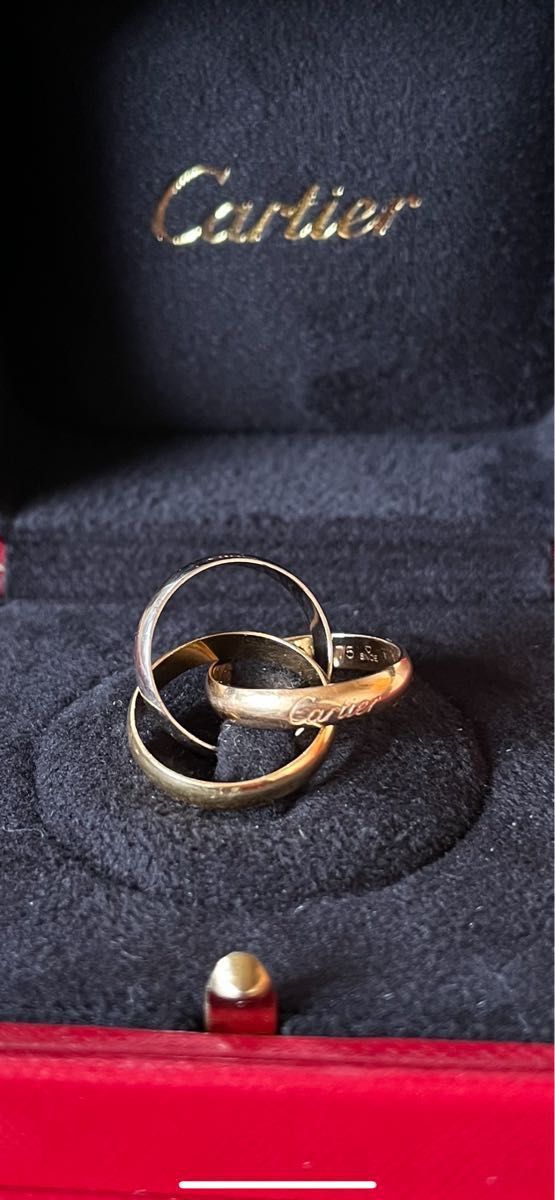 【美品】Cartierカルティエ トリニティリング 9号 箱付き 【美品】Cartierカルティエ トリニティリング 9号 箱付き