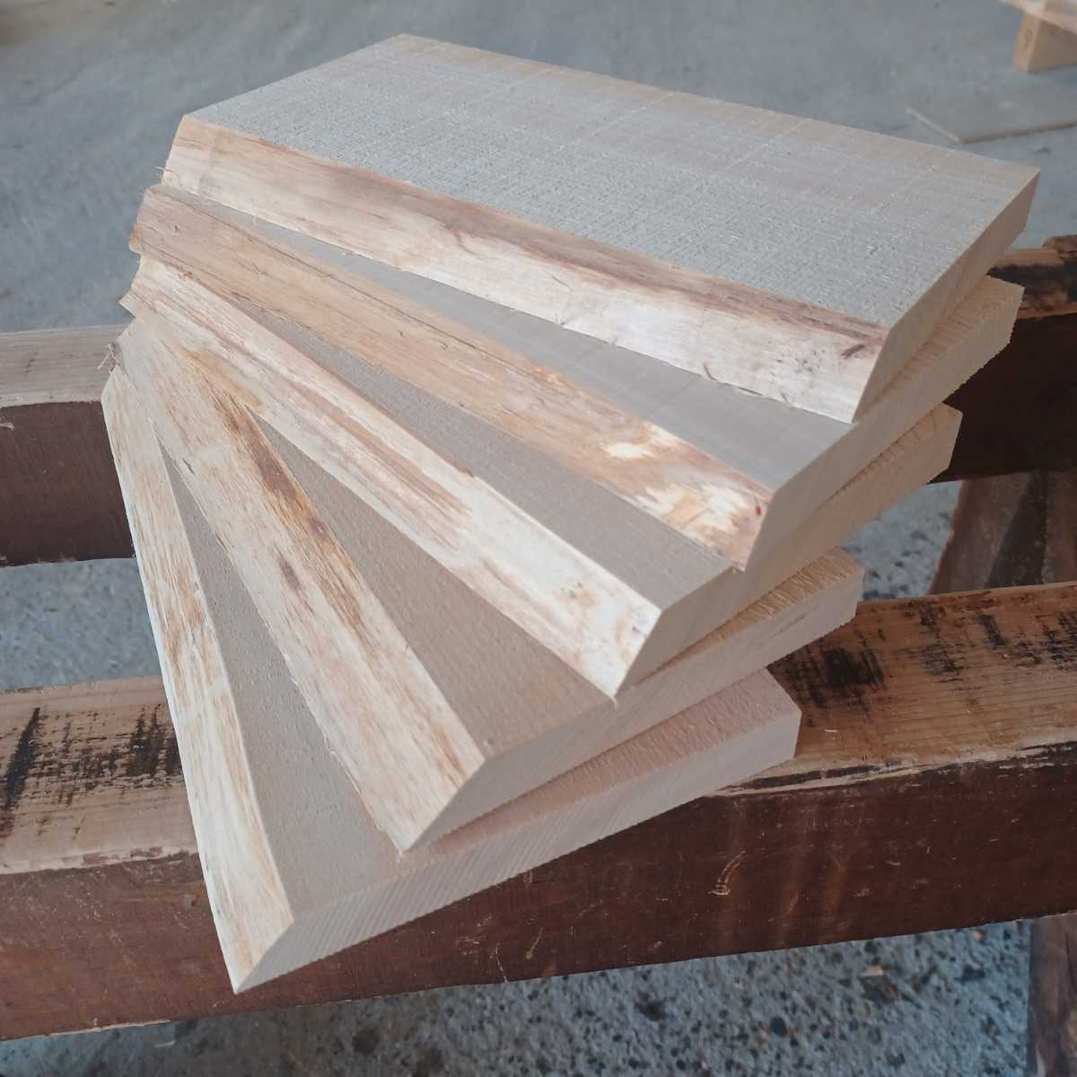 木造 松の木 木材 一枚板 木工 DIY NFTart割引きサービス付き 032