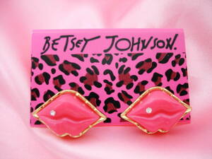 新品 ■ アメリカブランド BETSEY JOHNSON【ベッツィ ジョンソン】セクシーなレッド唇の形 ピアス ■ 送料無料