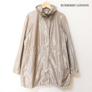 美品 BURBERRY LONDON バーバリーロンドン サイズ11 ジップアップ ジャケット ブルゾン コート 襟フリル ミドル丈 ベージュ系