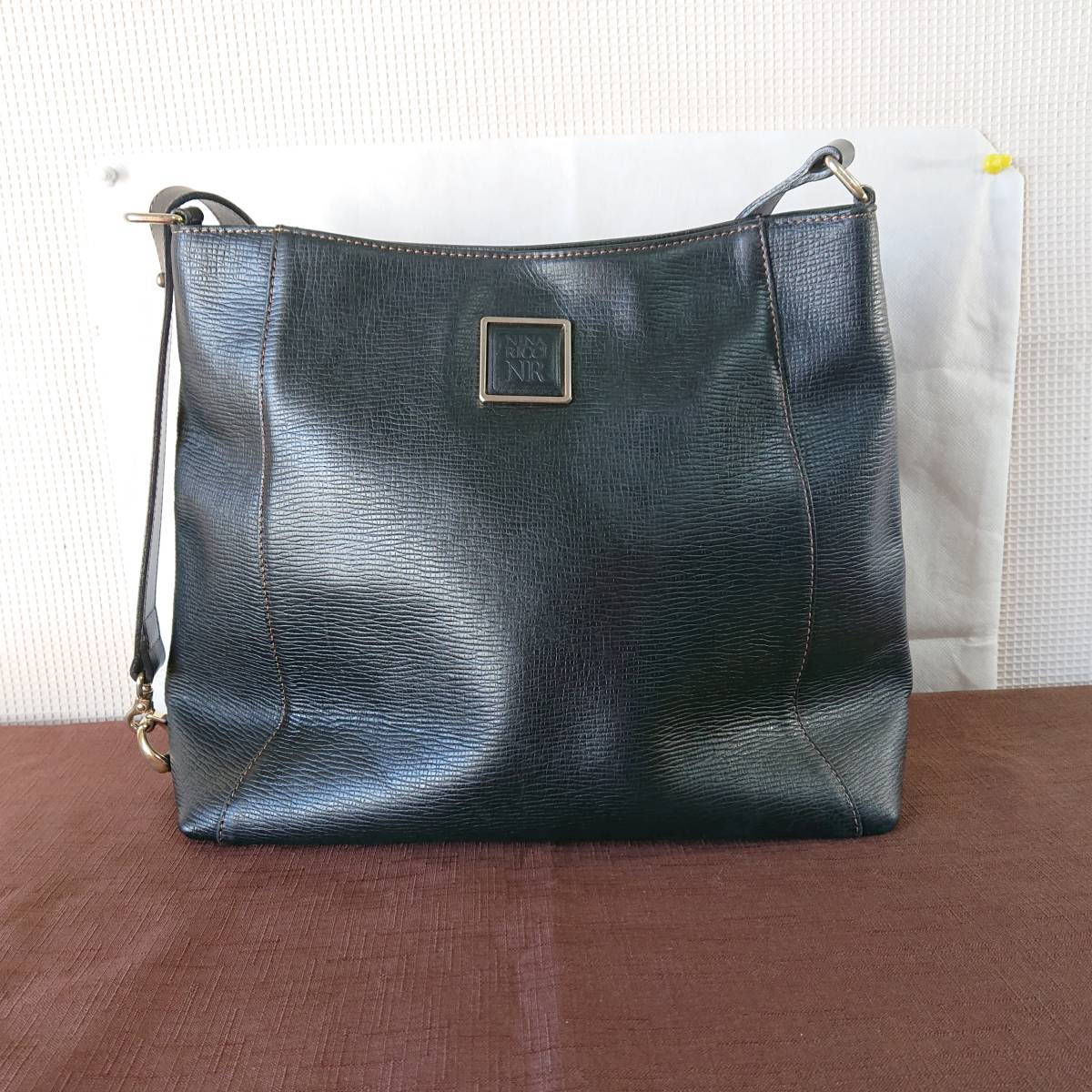 ヤフオク! -ニナリッチ バッグの中古品・新品・未使用品一覧