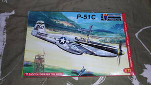 60Sga{ including in a package possible } [1/72 scale P-51C Mustang ]KP model KPM0033