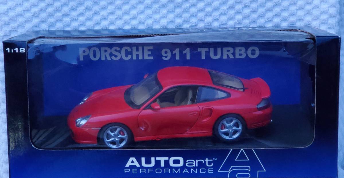 大注目】 Aa 最安値 オートアート ポルシェ911ターボ 3.0 1/18 Aa