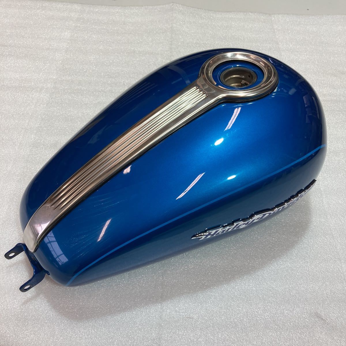 ヤフオク! -「スポーツスター タンク 04」の落札相場・落札価格