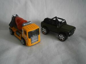 マッチボックス（MATCHBOX）　2003年ジープ、2006年ミキサー車