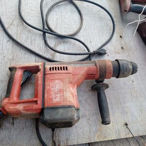 不動　　　ジャンク　　HILTI　 ヒルティ　 TE504　 電動ハンマー　　　　　te505　　te704　te705