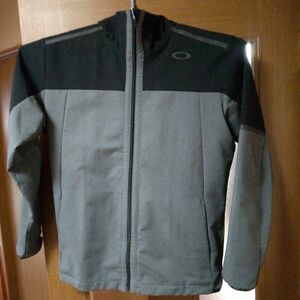 オークリー OAKLEY ウインドジャケット HOODY