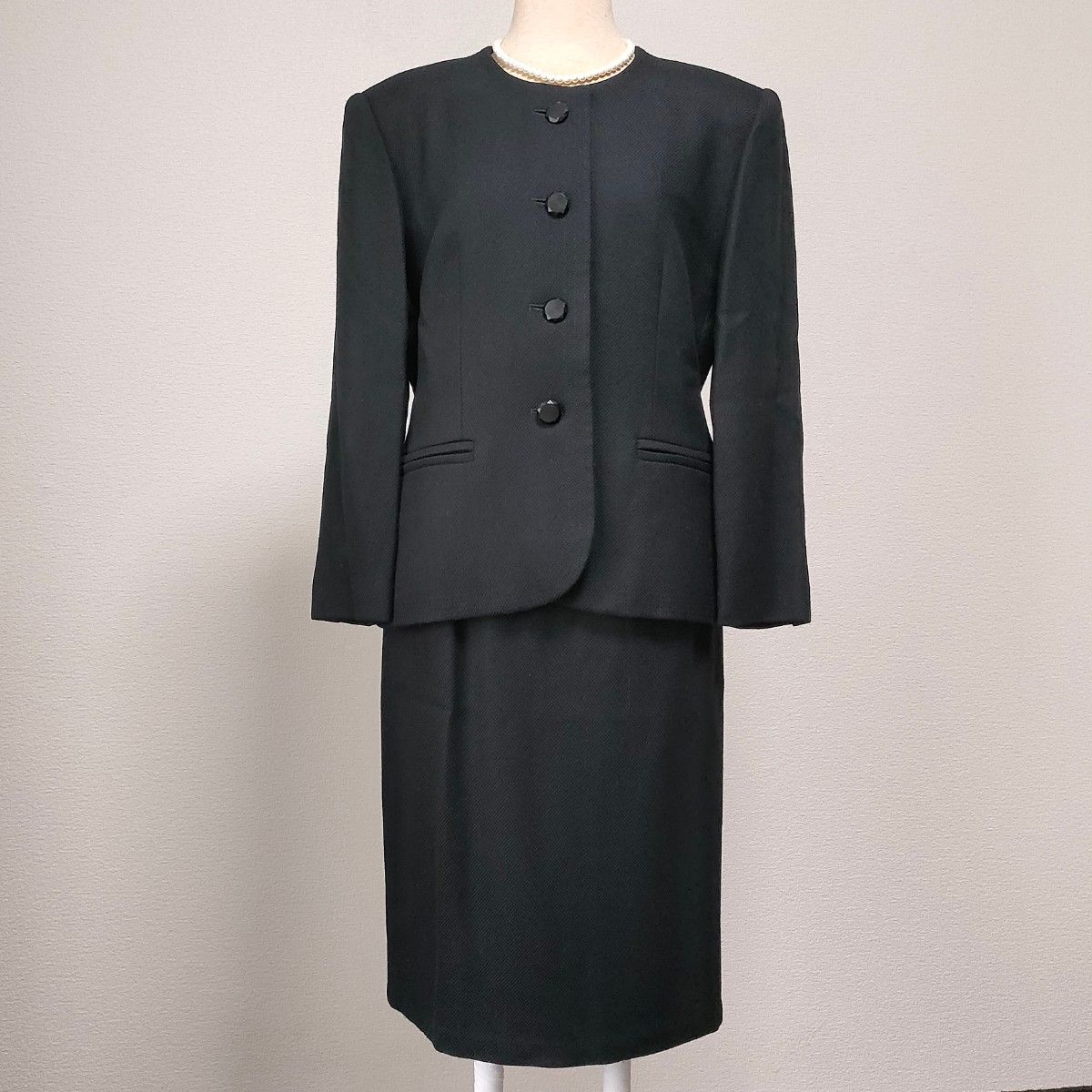 Lスーツ 新品 Cara ジャケット ラピーヌ マダムジョコンダ 美脚