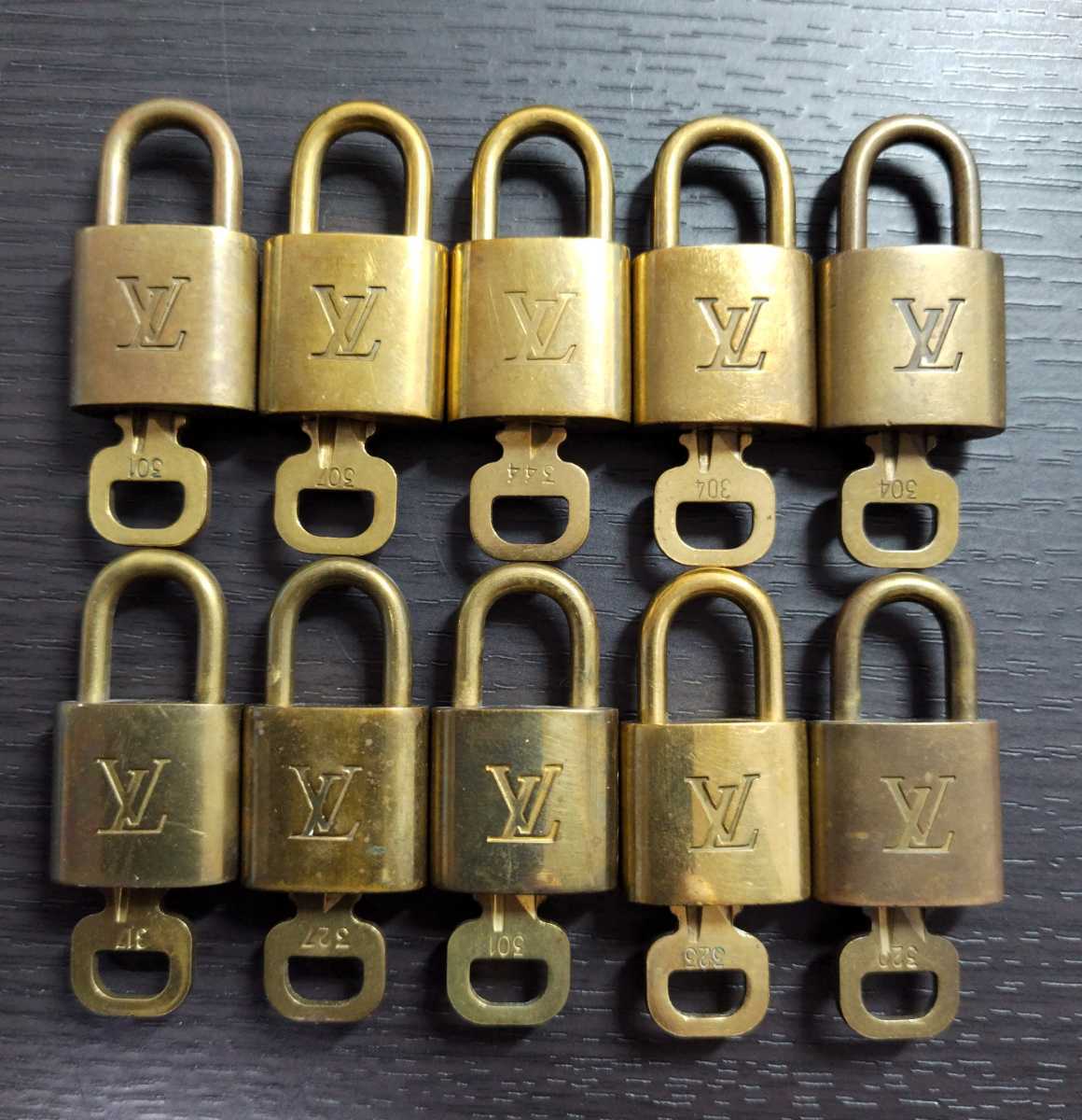ヤフオク! -「ルイヴィトン パドロック 鍵」の落札相場・落札価格