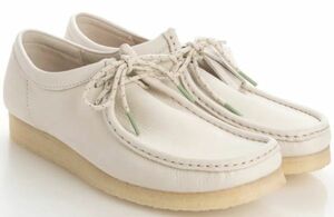 送料無料 CLARKS オリジナルズ 26cm WALLABEE ワラビー オフホワイト スニーカー ヌバック ビジネス ローファー オフィス モカシン XXX32