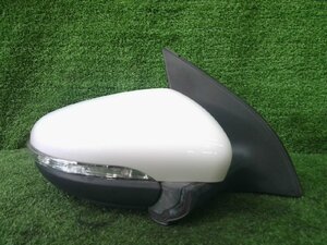 VW Golf ABA-1KCAV right door mirror side mirror TSI high line CAV LB9A H21 year white white 