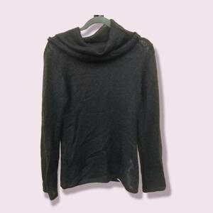 YA3486【2003】ユニクロ セーター Lサイズ ハイネック タートルネック ブラック 黒 ニット トップス 古着 UNIQLO【220102000087】