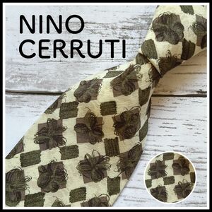 【未使用品】Nino Cerruti ニノセルッティ シルク100％ ブランドネクタイ