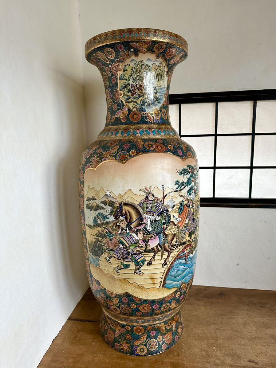 巨大壺 高さ約62cm