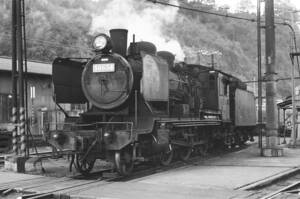 飾って楽しむ鉄道写真（去りゆく蒸気機関車：肥薩線 ） NO.63850237「58654」