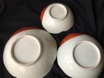 掛け分け　皿　鉢　中鉢　小鉢　深皿　昭和　古い　３枚　茶＆白　2色　花形　陶器　　大中小　・_画像3