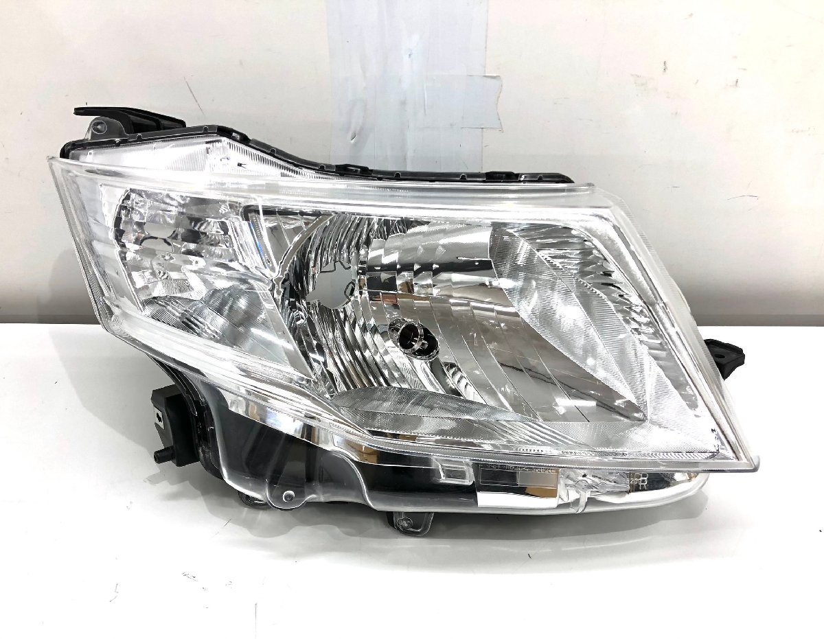 【美品】トヨタ ルーミー 純正 ヘッドライト 前期 左右セット ライト 割引価格の商品