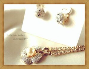 ★未使用★ITALY製noemi 18KTピアス＆お花ネックレスSET3★0-2.