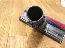 ○送料無料 【H2186C】動作品 ダイソン dyson ソフトローラー クリーナーヘッド 112232 DC62 DC74 V6 @80 ○_画像3