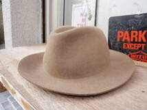 数回使用のみ！イタリア製　CRUSHABLE FINE FELT HAT（クラッシャブルファインフェルトハット）　中折れ帽子　サイズ57_画像1