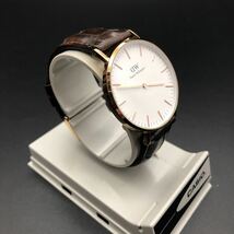 即決 Daniel Wellington ダニエルウェリントン 腕時計 B36R8_画像3