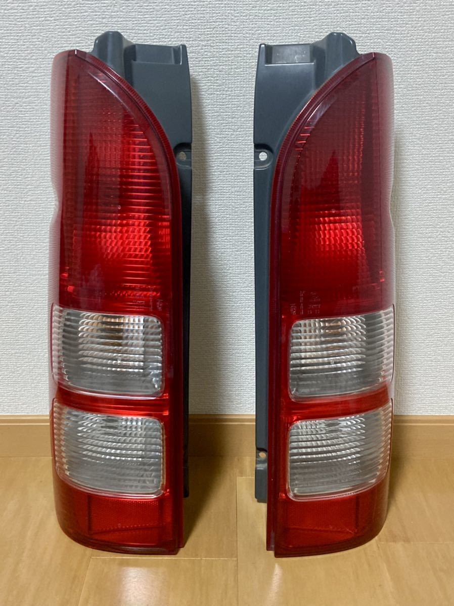 ハイエース テールランプの値段と価格推移は?|4,395件の売買情報を ...