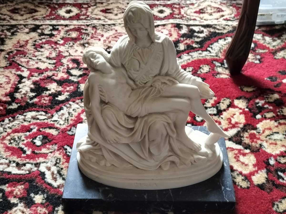 アンティークフランス マリア様の横顔と聖杯 ローズウッド 金彩彫刻