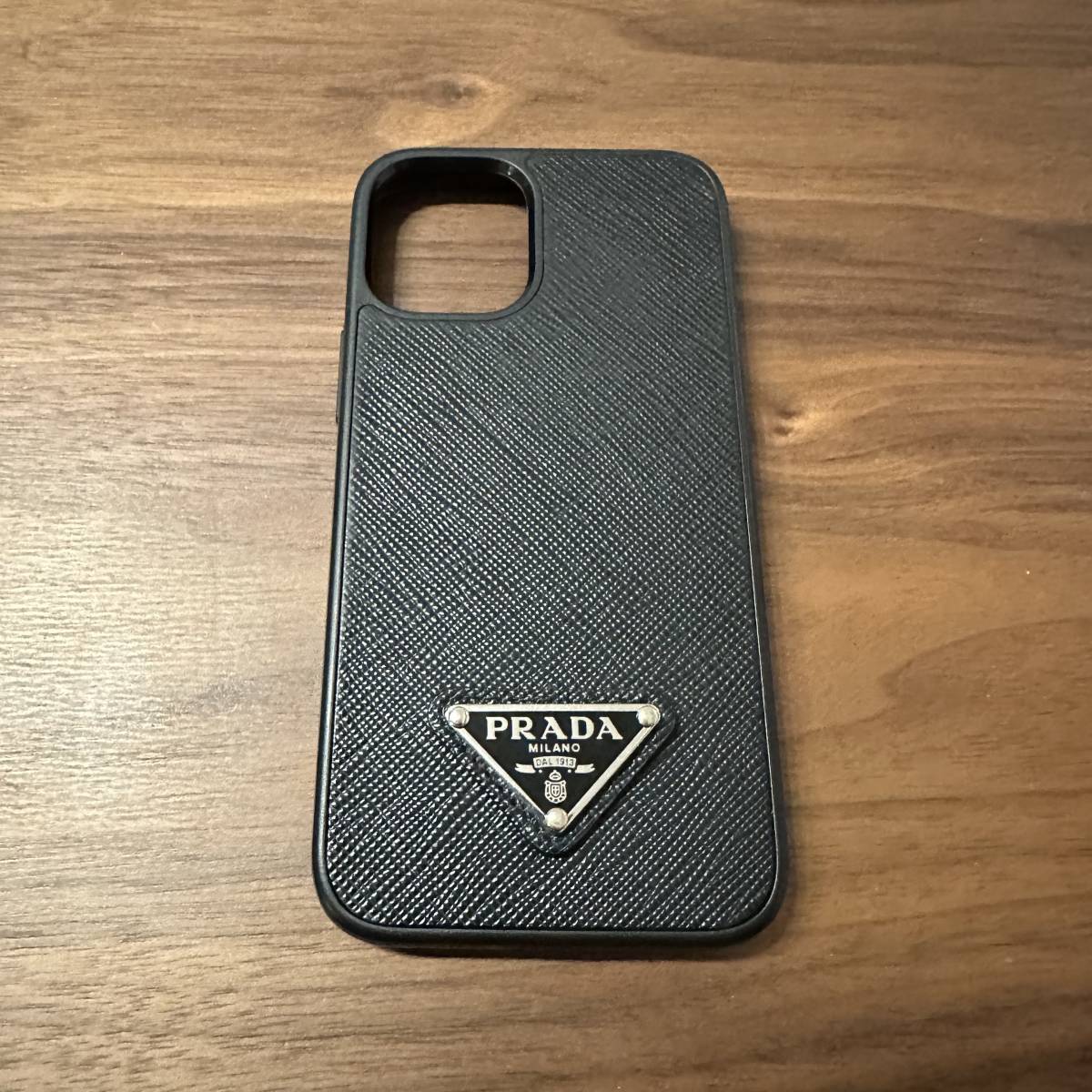 最終価格 プラダ iPhoneケース 黒 新品未使用 | cprc.org.au