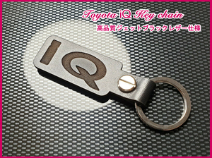 トヨタ KGJ10 NGJ10 J10系 IQ iQ ロゴ ジェットブラックレザー キーホルダー 新品 01