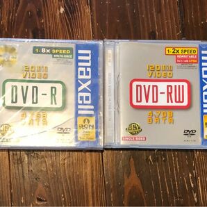 二枚お得①緑：マクセル データ用 DVD-R ②赤: DRW47B1P5S DVD-RWディスク