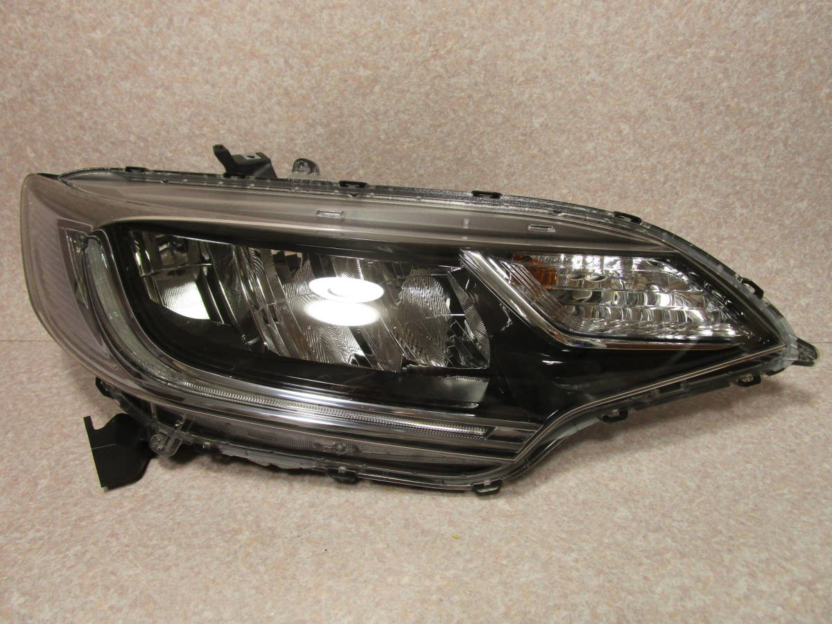 美品/点灯ok) フィット GP5 GP6 後期 純正 LED ヘッドライト 右 運転