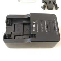 【美品】SONY HDR-AS300　ソニー アクションカム バッテリー２個付き　キャップクリップ付き_画像9