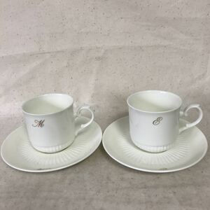 Z-294 カップ二脚ペアセット　NARUMI BONE CHINA MADE IN JAPAN ナルミ ボーン チャイナ　箱無し