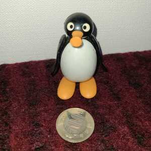  Pingu figure 