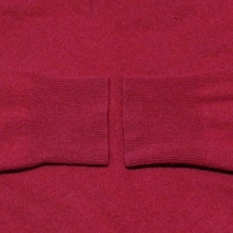 ユニクロ Vネック ストレッチ 100% カシミヤ カシミア ニット 薄手 セーター 濃い ビビットピンク えんじ色 M ザイズ_画像6