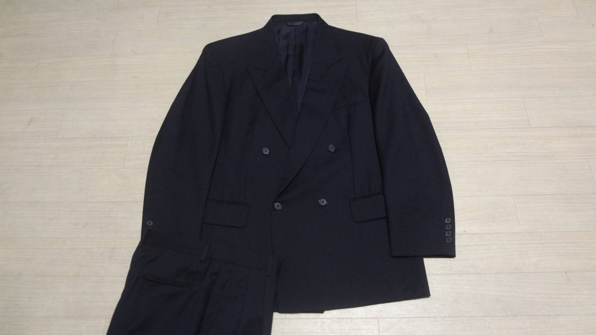 ヤフオク! -クリスチャンディオール ダブルスーツの中古品・新品・未 ...