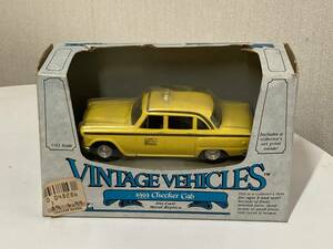  free shipping Ertl 1959 checker cab ERTL 1959 Checker Cab 143 minicar 1/43 rom and rear (before and after) 