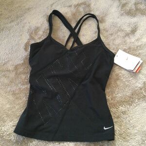 超お値打ち出品　小さめサイズ　NIKE Lady's ストレッチヨガトップ　Sサイズ　新品タグ付き未使用品