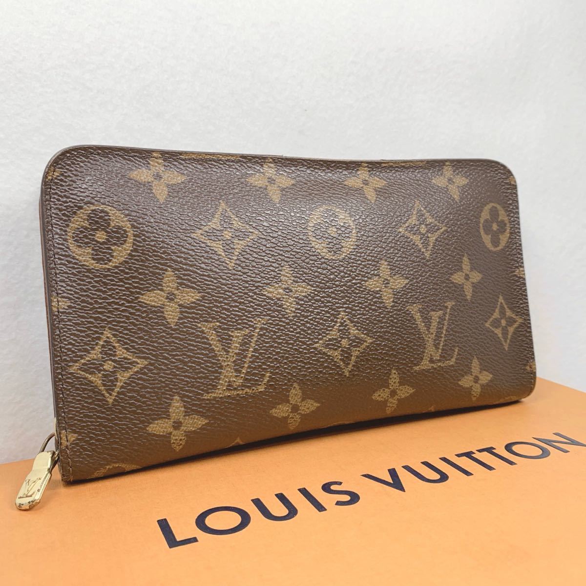 正規品LOUISの値段と価格推移は?|974件の売買情報を集計した正規品 ...