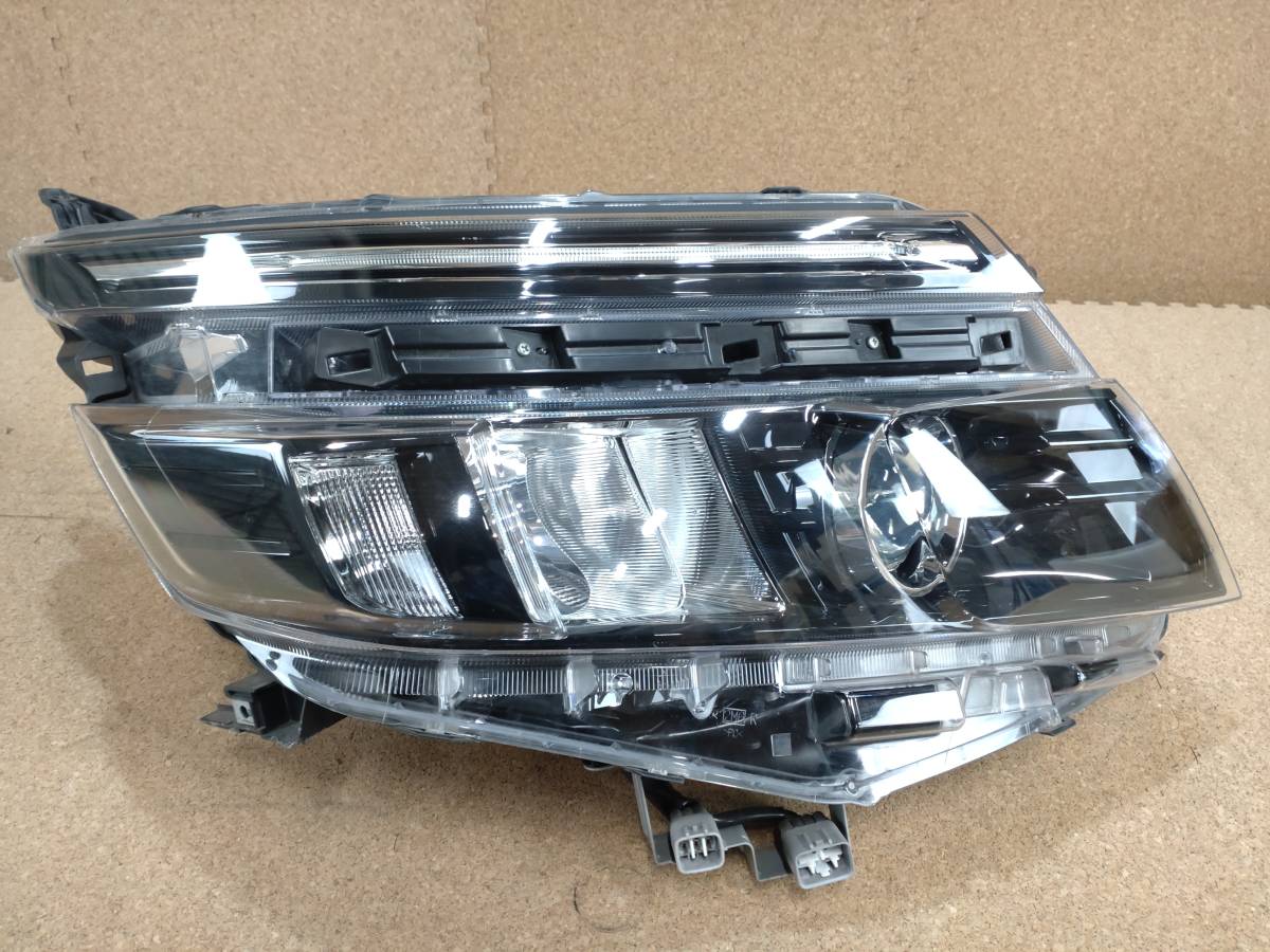 ヤフオク! -ヴォクシー 80 ヘッドライト 右の中古品・新品・未使用品一覧