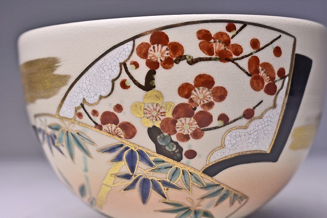 山川敦司☆ 扇面松竹梅絵茶碗☆ 共箱栞☆ 吉祥の文様が雅な逸品☆ 色絵